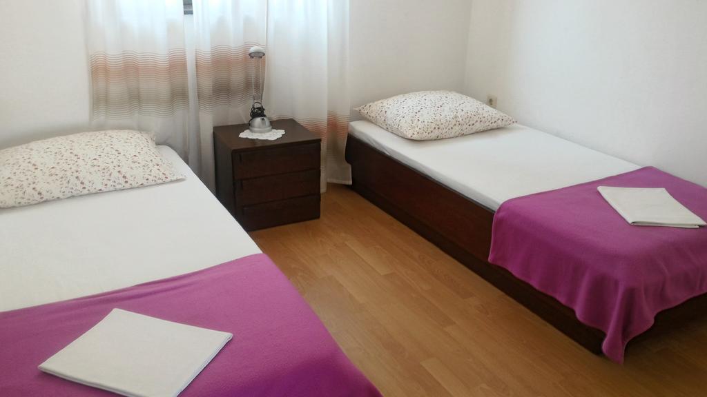 Apartments Beceic Nijvice Zewnętrze zdjęcie